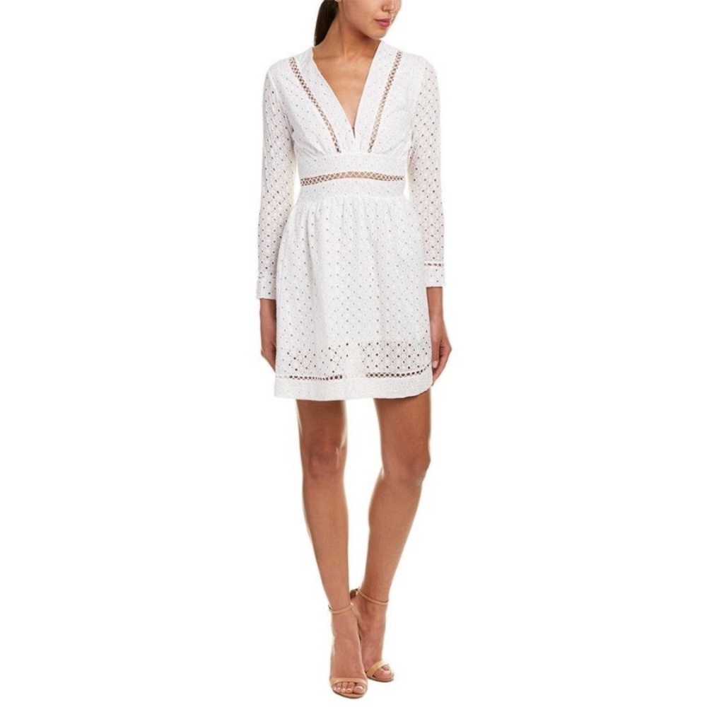 NWT. Milla eyelet white dress. Cotton. Large